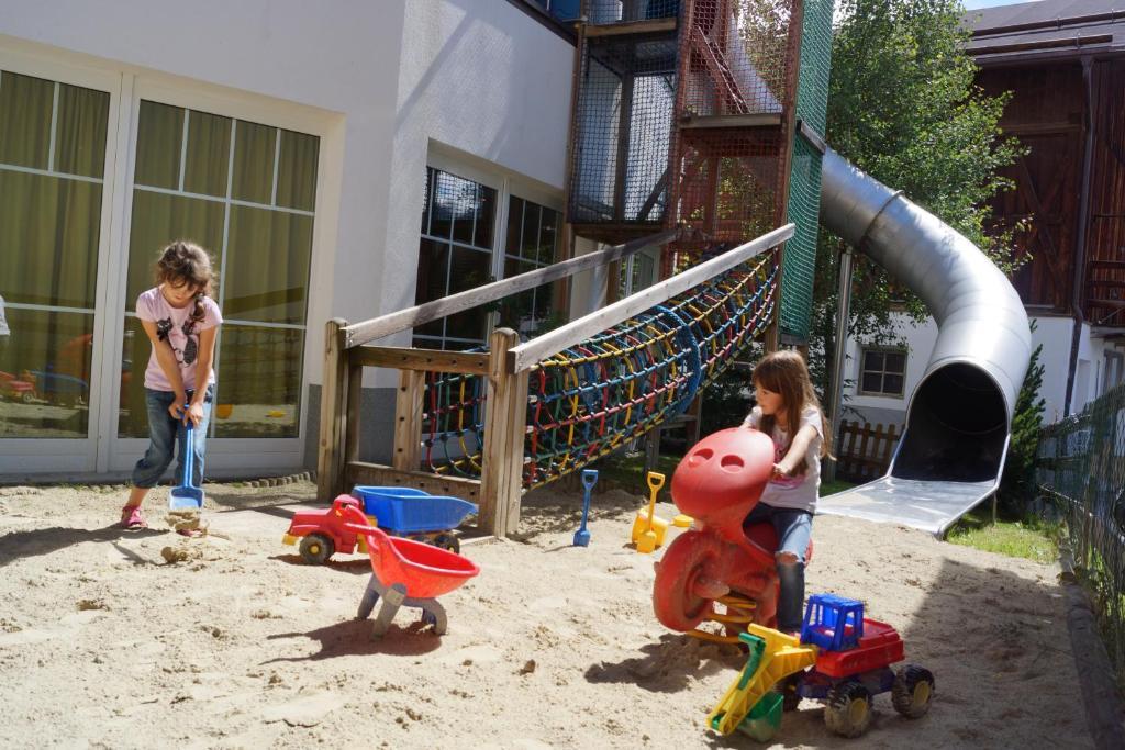 Familienhotel Adler ザーファウス エクステリア 写真